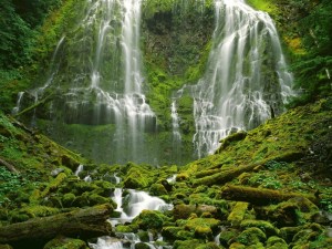 cataratas-tres-hermanas-peru