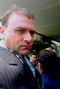 El hijo mayor del fallecido empresario Carlos Gonzalez Henriquez